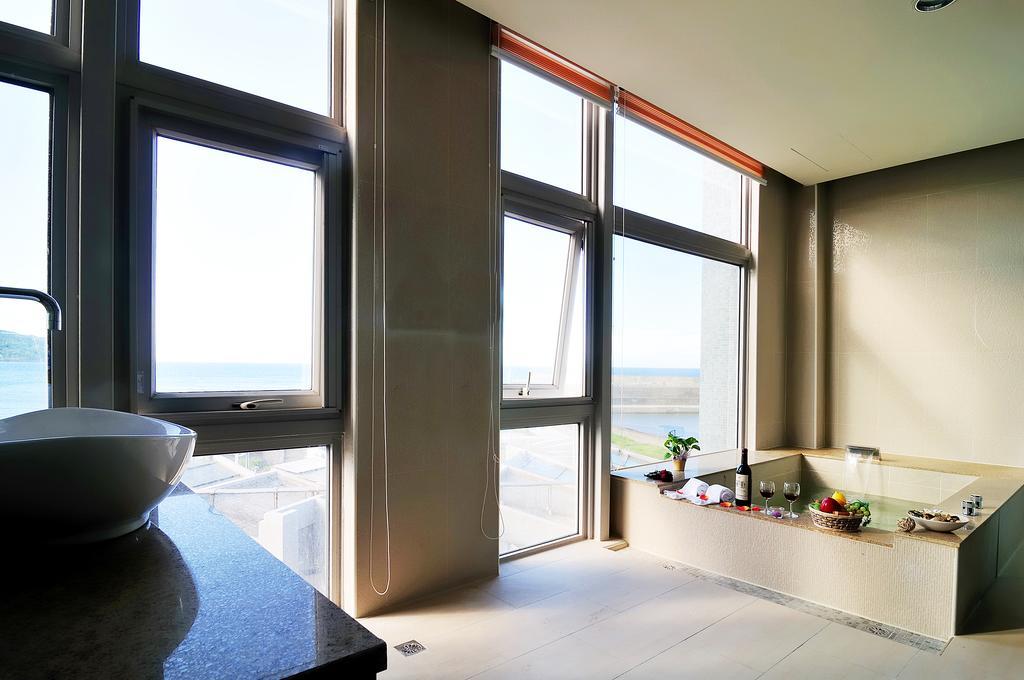 Jinshan Sakura Bay Hot Spring Hotel Exterior foto